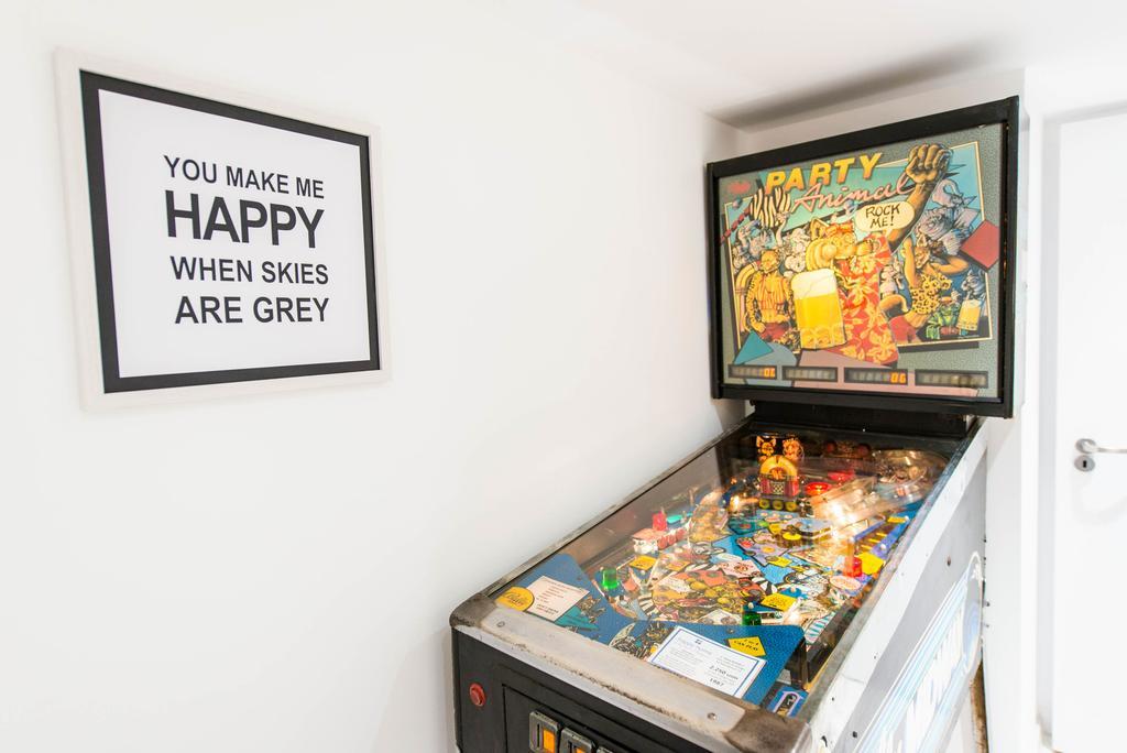 Happy Home Joy - Apartment With Free Pinball Machine Budapeszt Zewnętrze zdjęcie